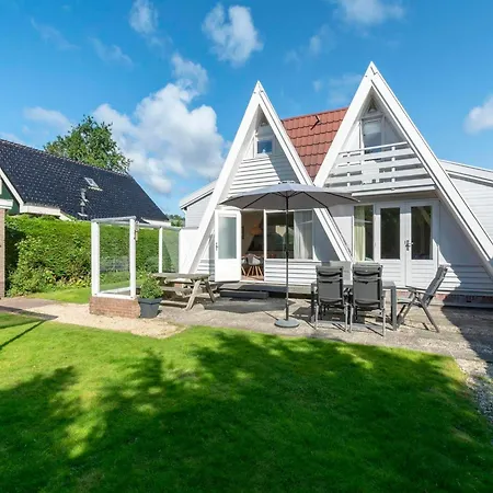 Sint Maartenszee Near *